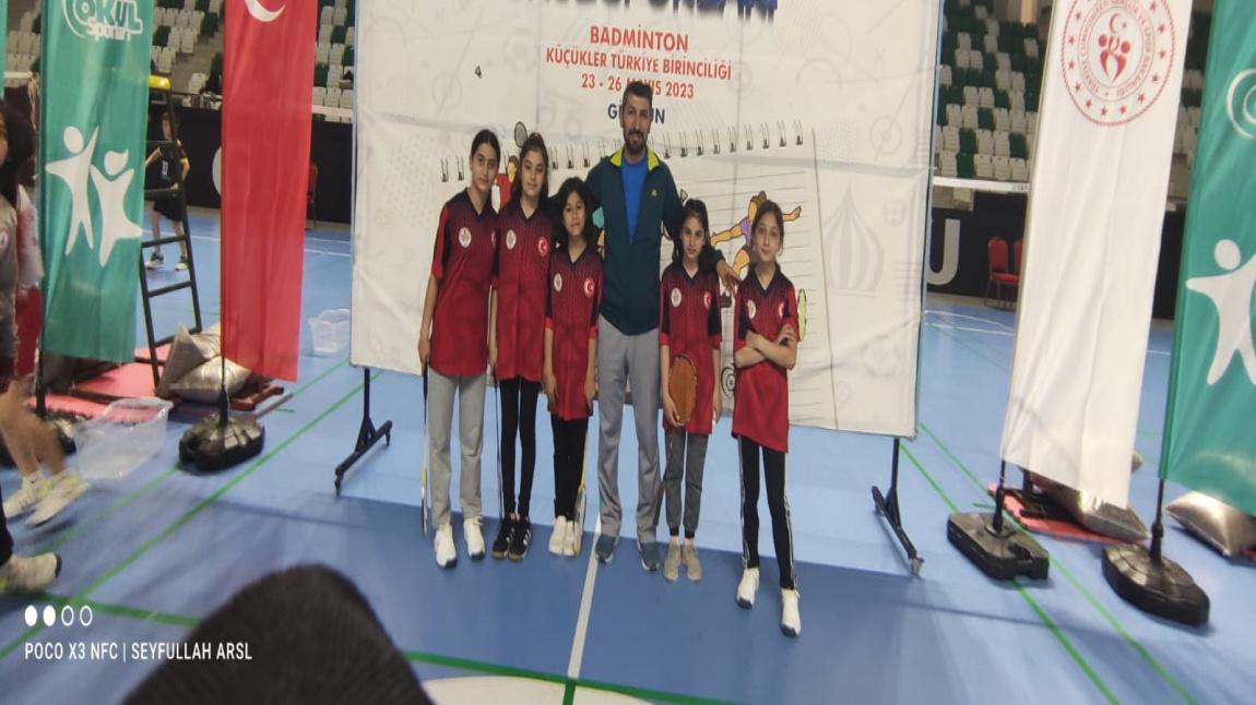 Badminton Türkiye Birinciliği için Giresun'daydık