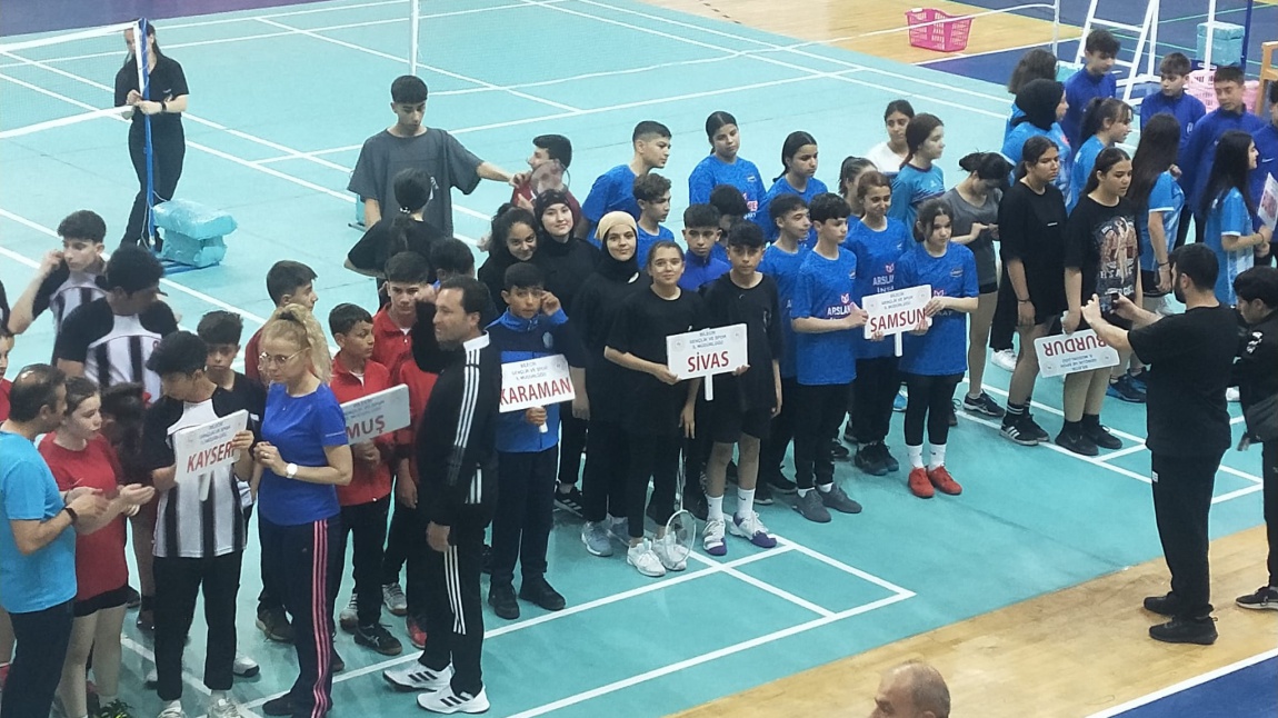 Okullar Arası Badminton Türkiye Müsabakası